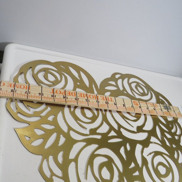 Metal Gold Roses in Heart Shape Laser Cut finished all sides Wedding or Decor - Picture 7 of 8